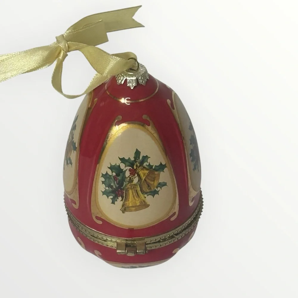Valerie Parr Hill Porcelain Christmas Ornament Musical Egg Joy To The World 4.5